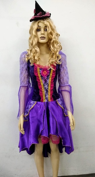 Bruxa dara vestido veludo roxo 